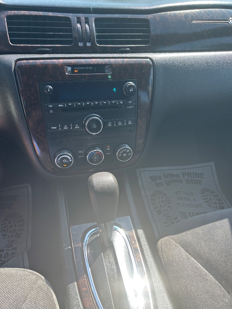 2015 Chevrolet Impala Limited 1FL - Photo 7